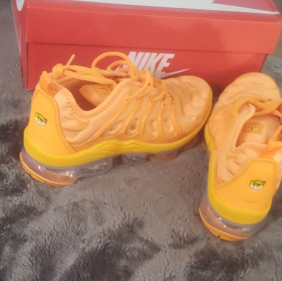 Vapormax plus Offers? - Picture 6 of 7